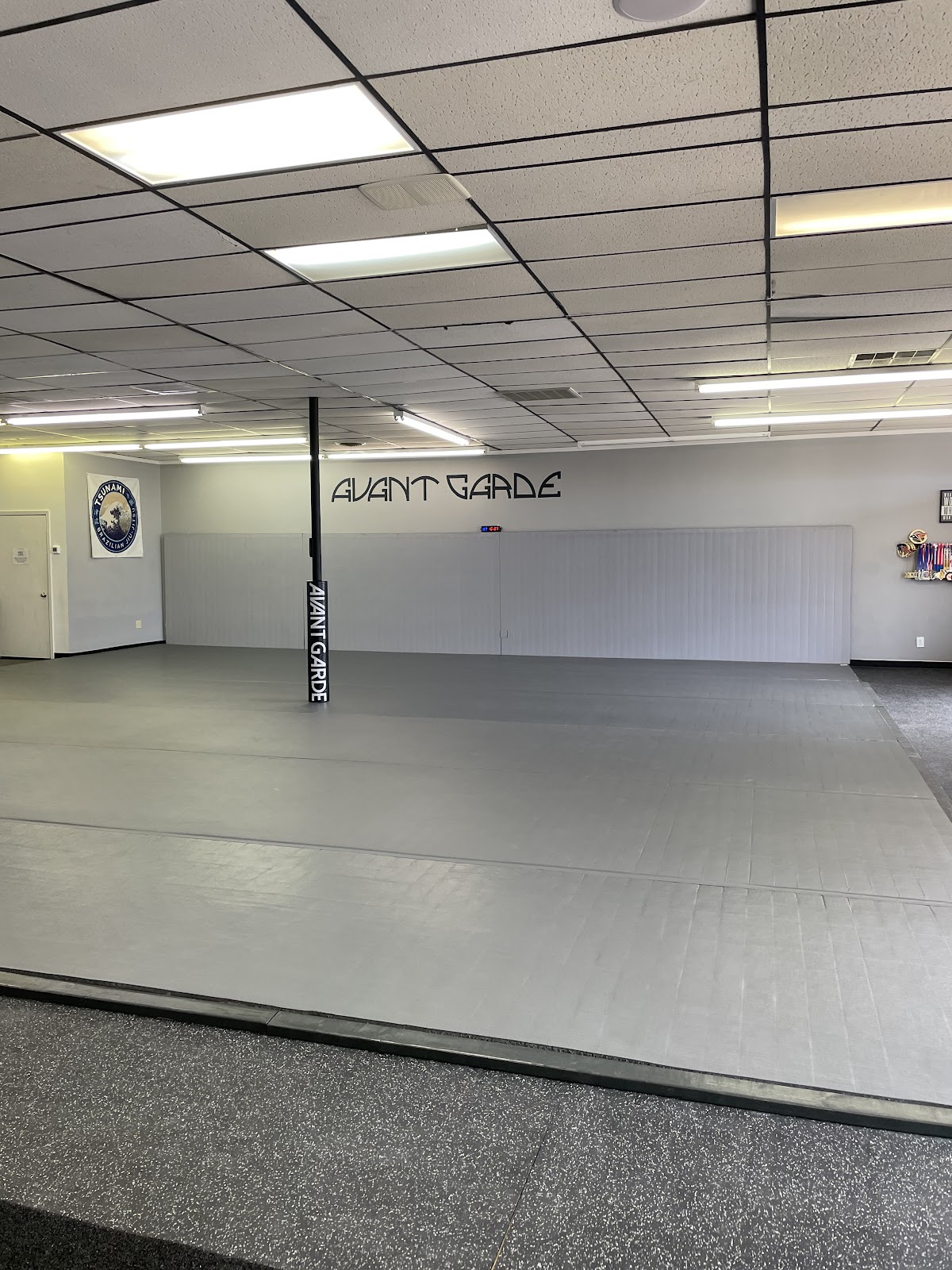 Image 2 of Avant Garde Brazilian Jiu Jitsu