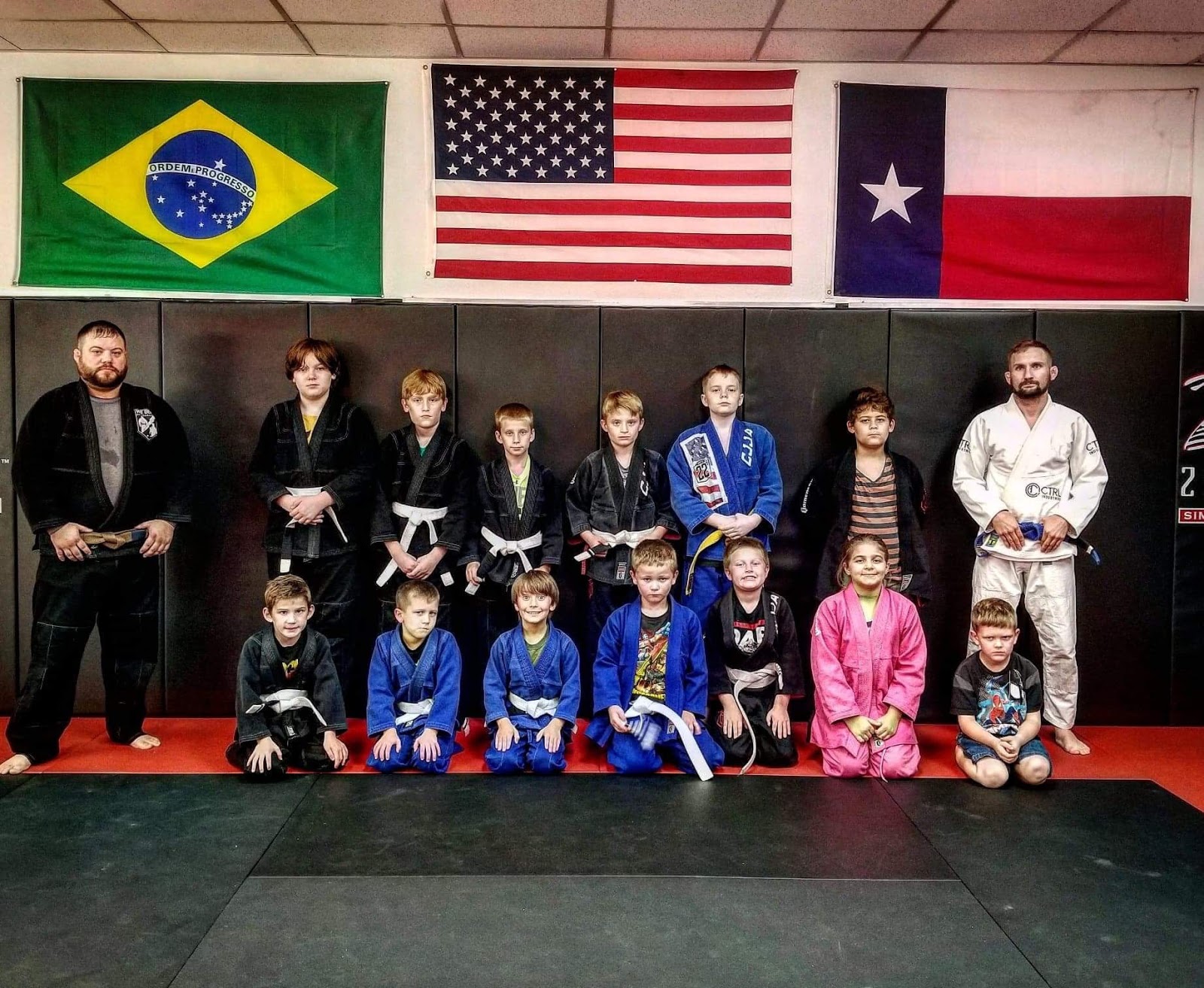 Image 2 of Revolver Jiu Jitsu