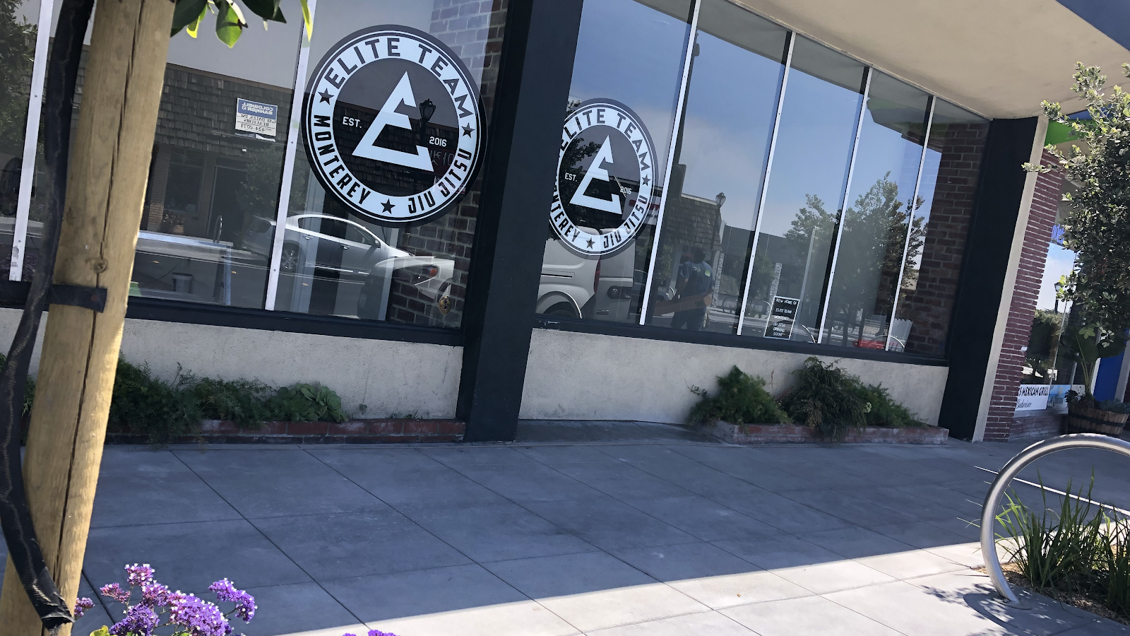 Main image of ELITE TEAM MONTEREY JIUJITSU