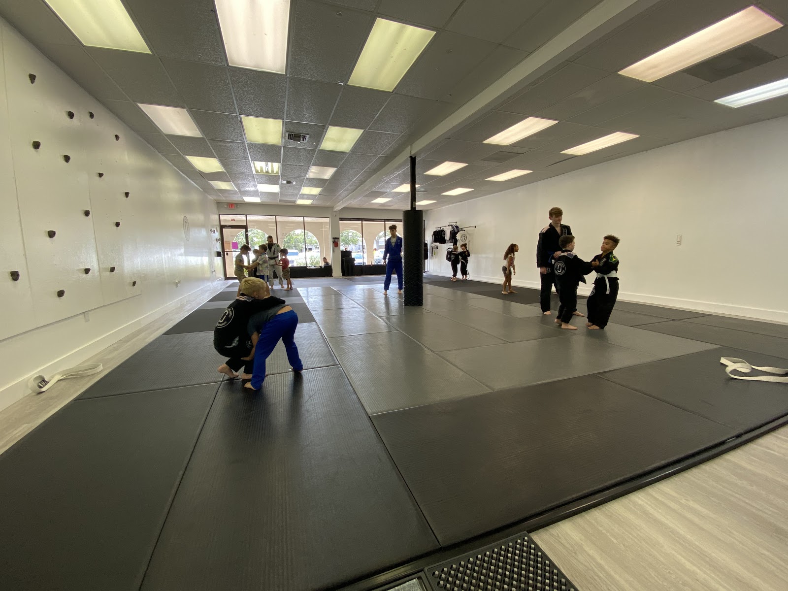 Main image of Olivera Jiu Jitsu Academy