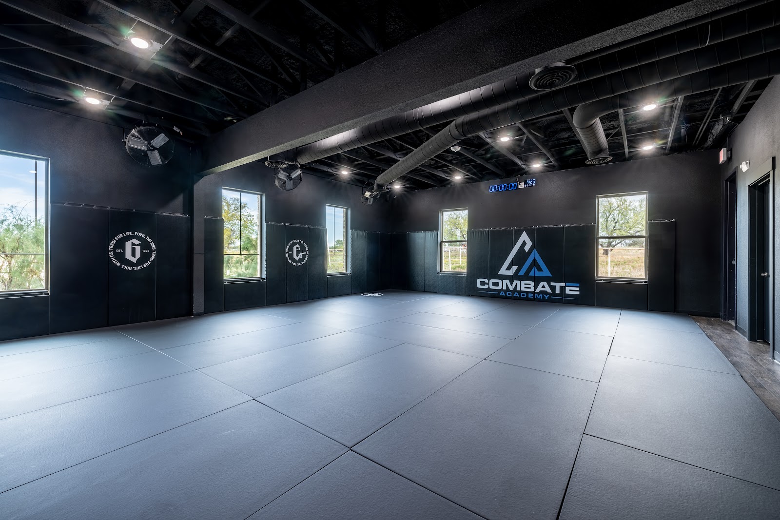 Main image of Combate Academy