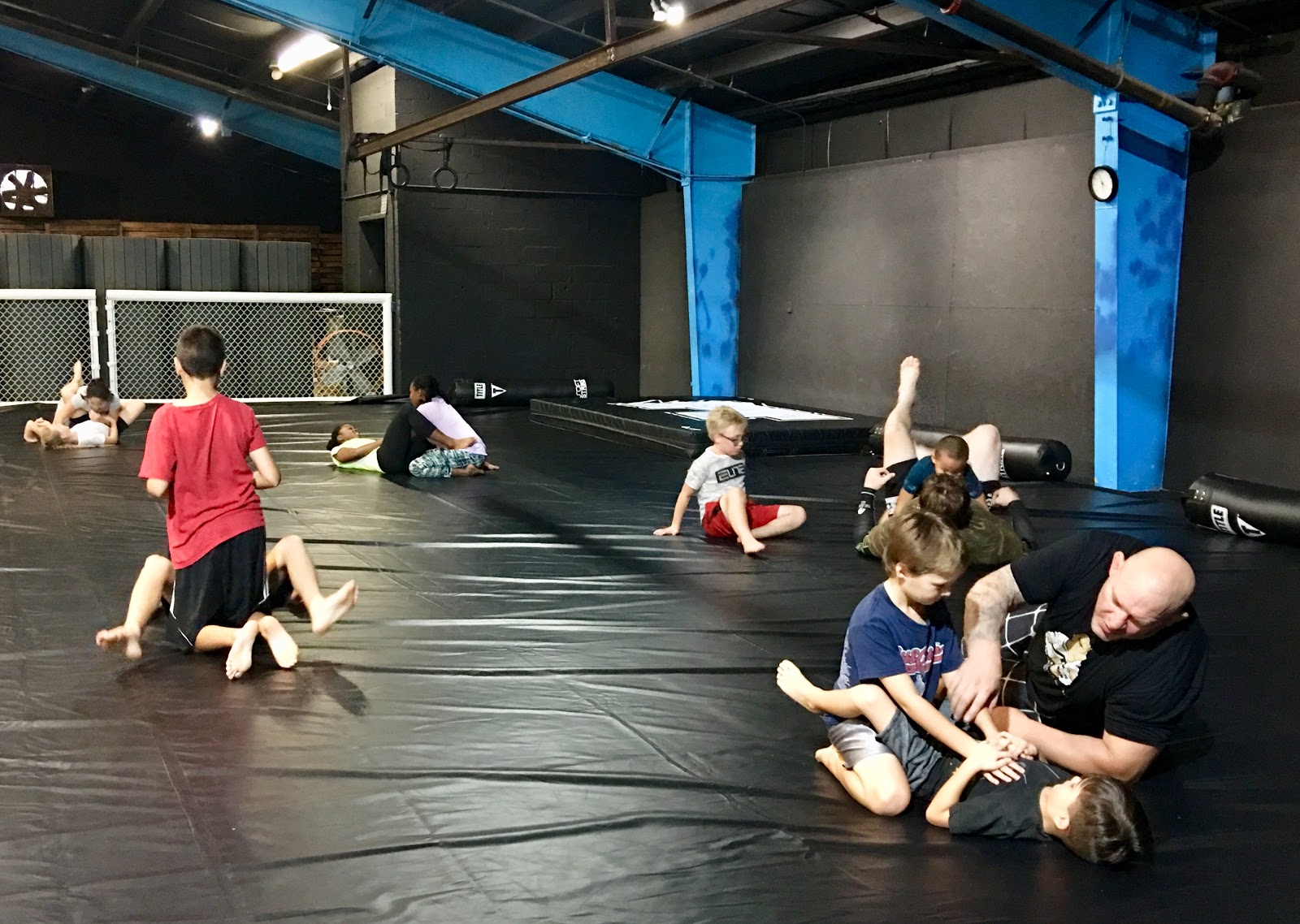 Image 2 of Control Jiu-Jitsu