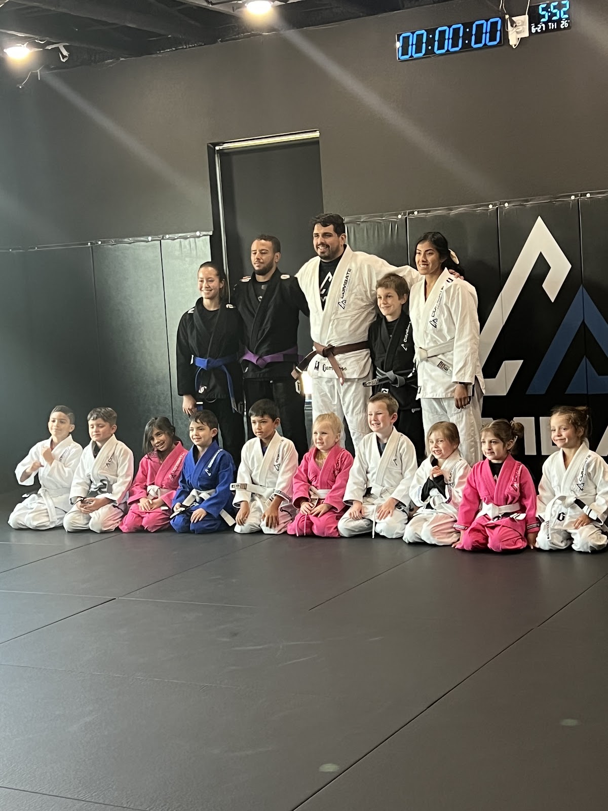 Image 9 of Combate Academy